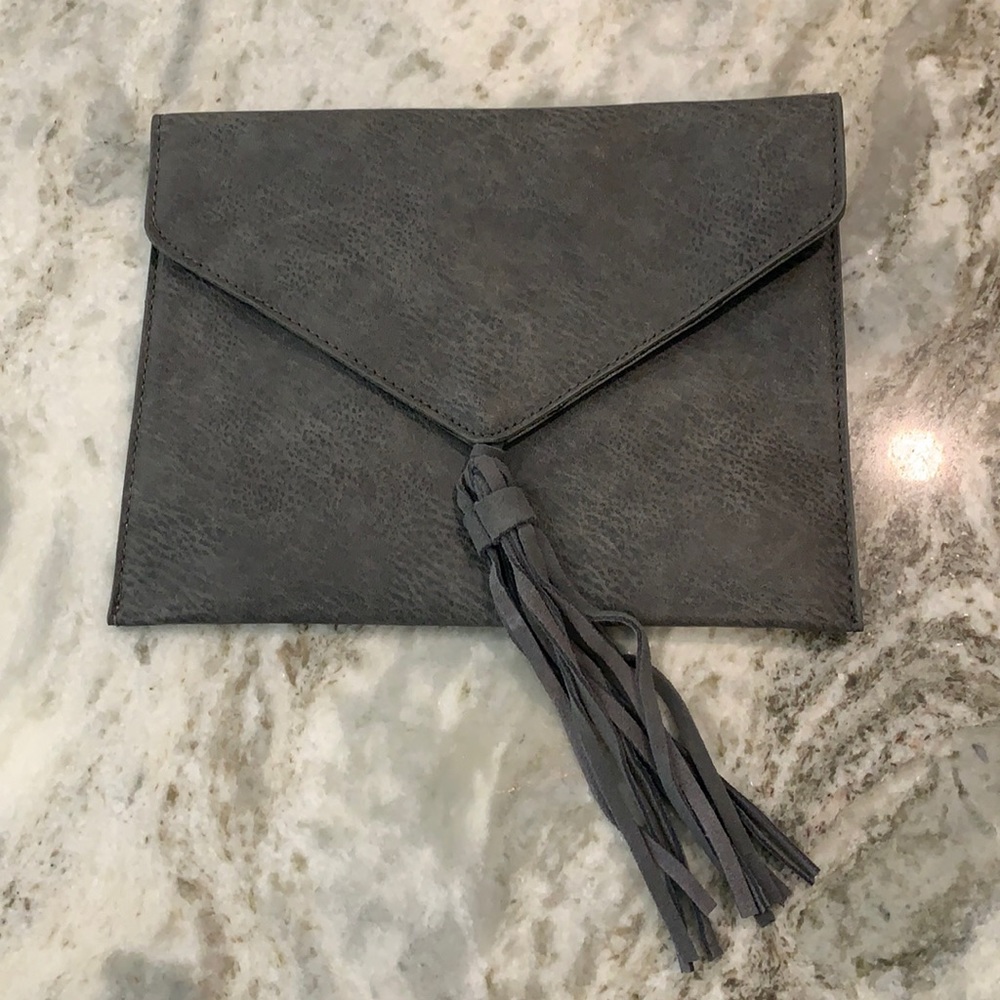Francesca’s Gray Leather Clutch